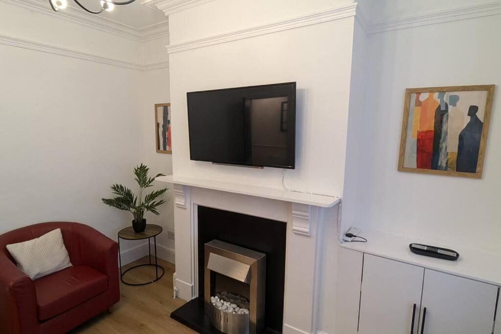 Anfield Haven For 6 Apartment
